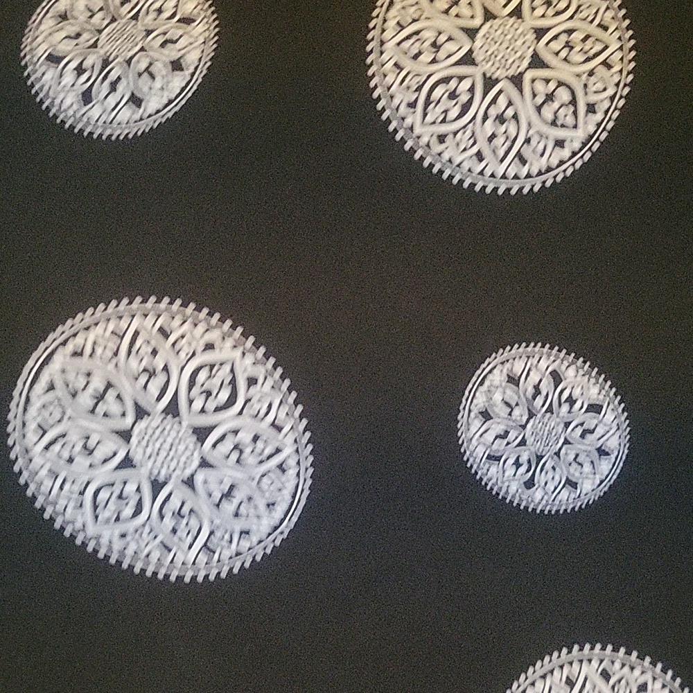 Ann Taylor Factory Black and Gray Circle Pattern Blouse - Picture 4 of 7